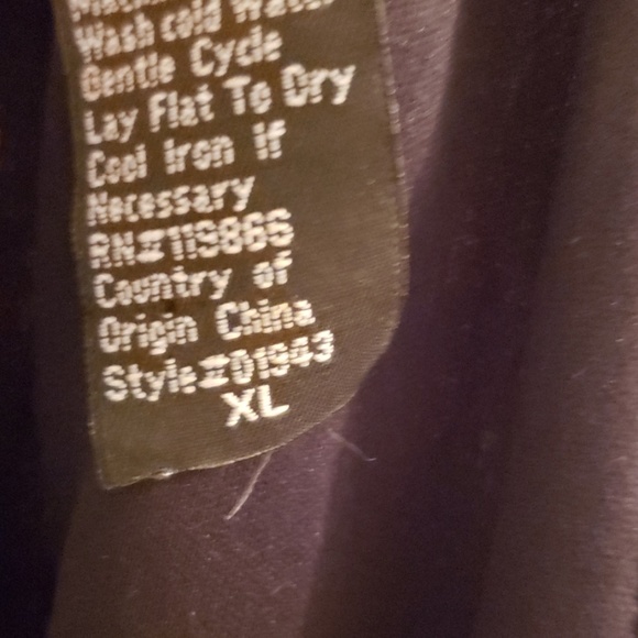 Dress - Picture 2 of 2